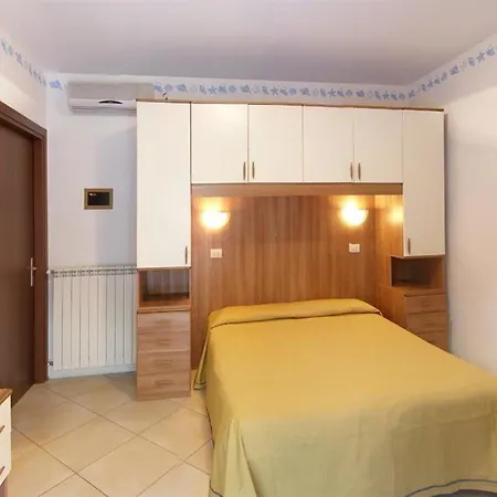 Hotel Germania 3*