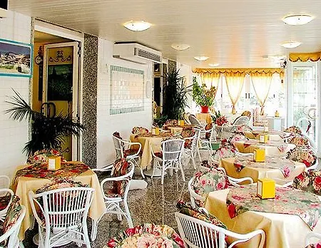 Hotel Germania 3*